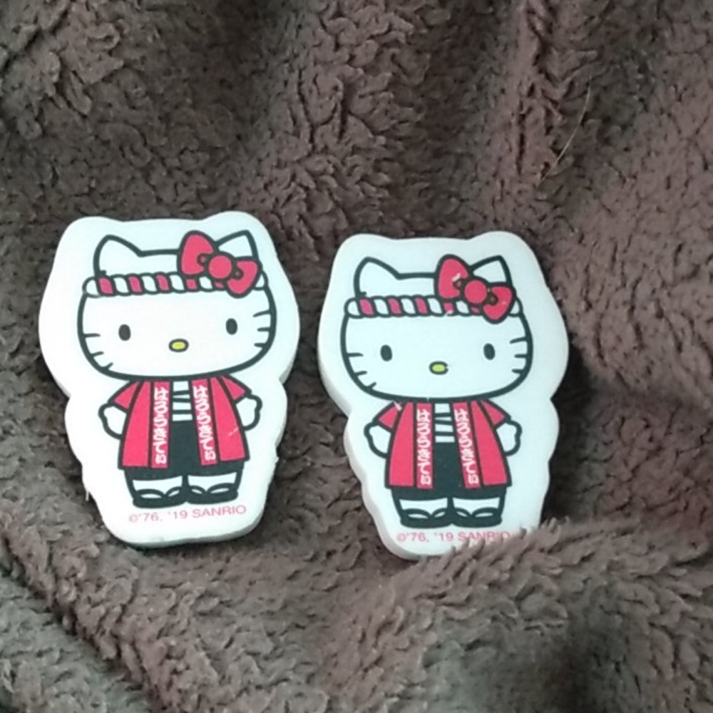Hello kitty eraser
